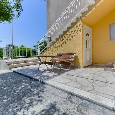 Majestic Kastel Stari With Terrace * Kastela