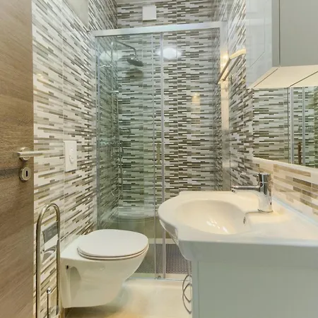 Apartment Majestic Kastel Stari With Terrace
